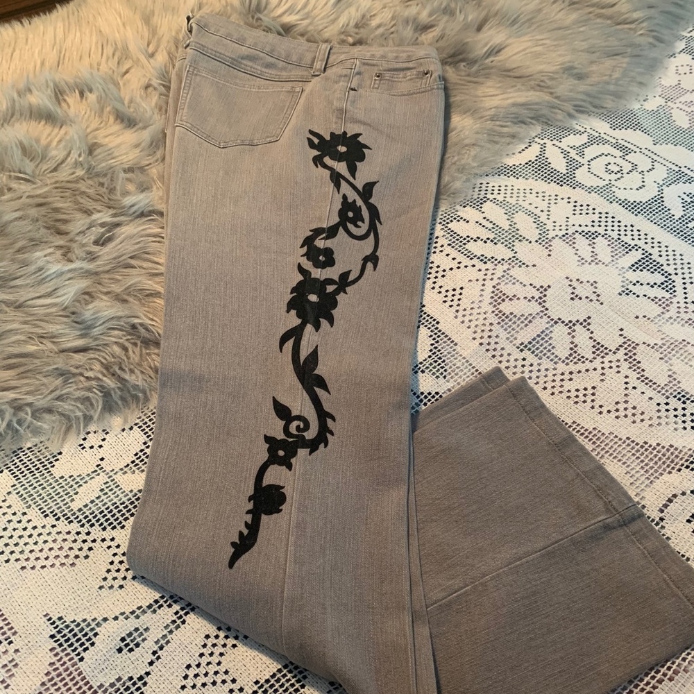 Metro Blues Suede patterned Jeans